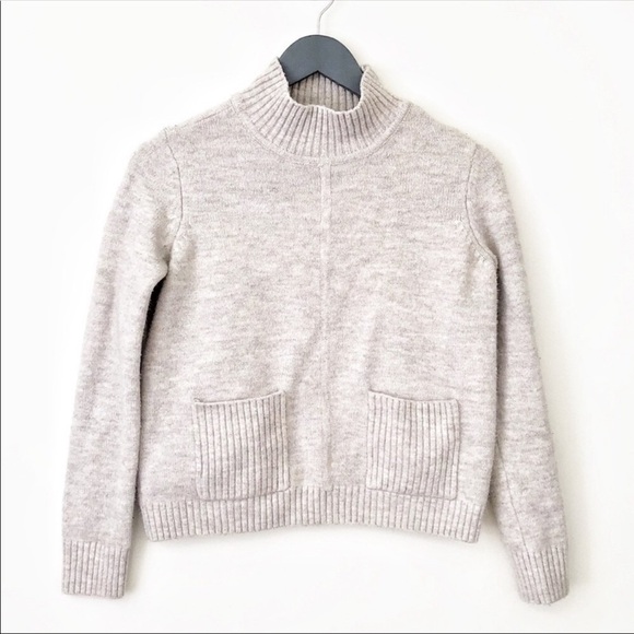 3/$25 🙌🏼 Marled Heathered Gray Turtleneck Sweater S - Picture 1 of 4